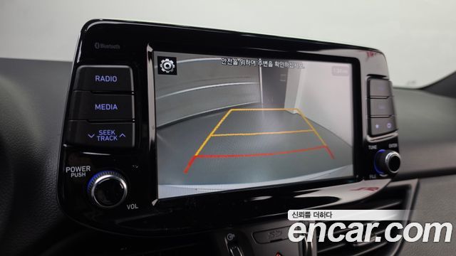 Hyundai i30 2019 — photo 21