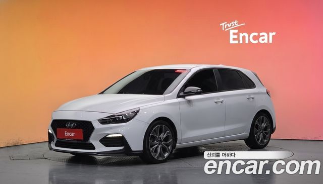 Hyundai i30 2019 — photo 1