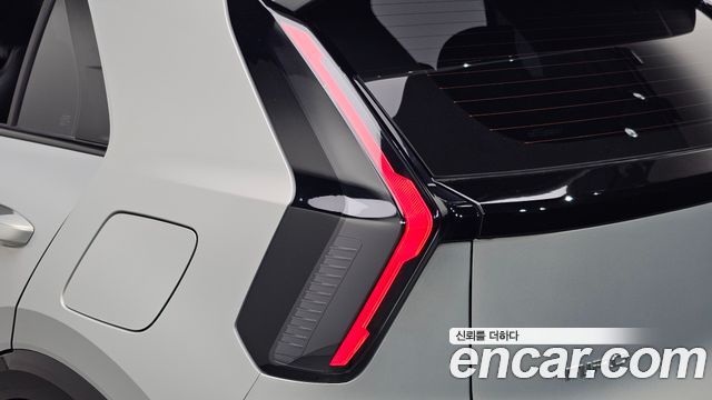 Kia Niro 2027 — photo 9