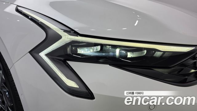 Kia K5 2024 — photo 8