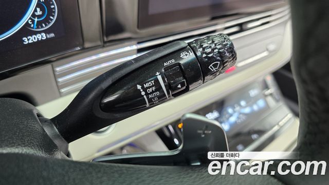 Hyundai Grandeur 2022 — photo 16