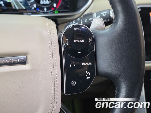 Land Rover Range Rover 2020 — photo 17