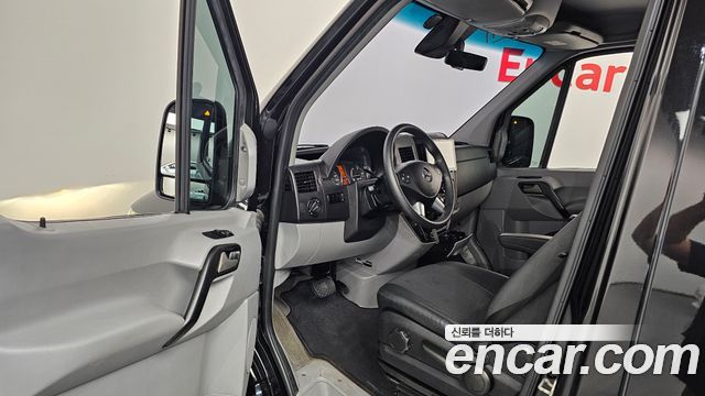 Mercedes-Benz Sprinter 2018 — photo 13