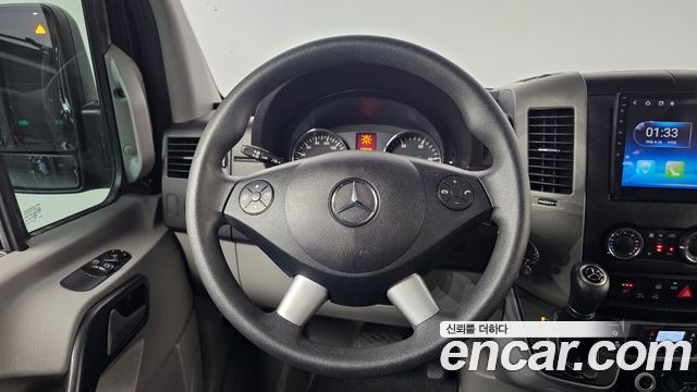 Mercedes-Benz Sprinter 2018 — photo 18