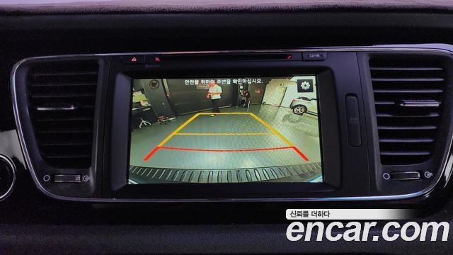 Kia Canival 2016 — photo 20