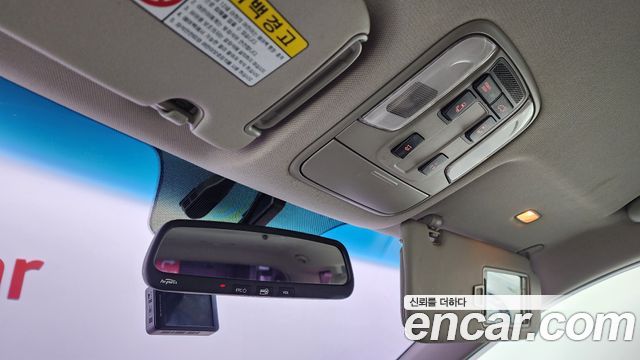 Kia Canival 2016 — photo 22