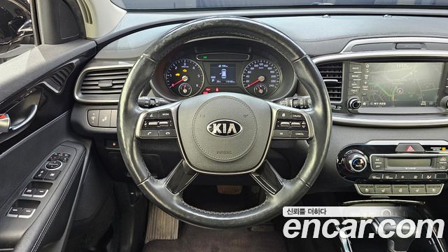 Kia Sorento 2018 — photo 19