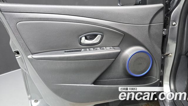 Renault Korea SM3 2019 — photo 14