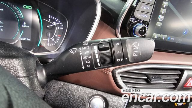 Hyundai Santafe 2020 — photo 28