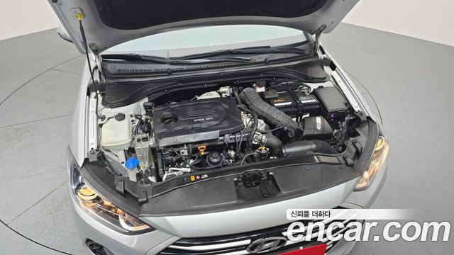 Hyundai AVANTE 2016 — photo 6