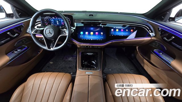 Mercedes-Benz E-Class 2024 — photo 10