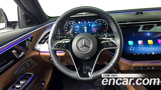 Mercedes-Benz E-Class 2024 — photo 20