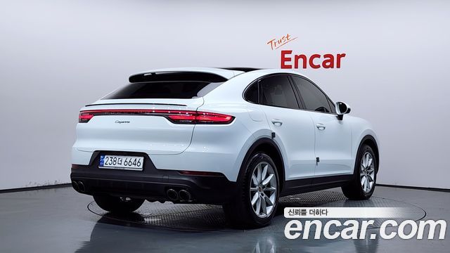 Porsche Cayenne 2020 — photo 2