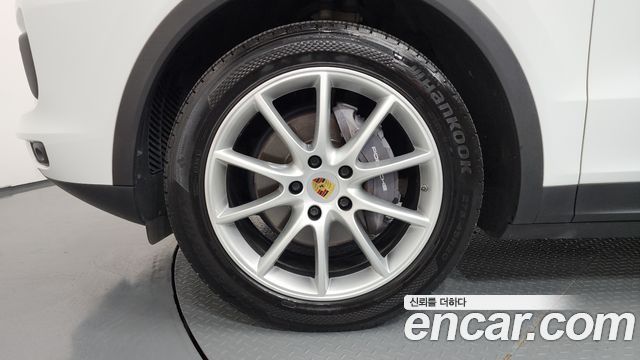 Porsche Cayenne 2020 — photo 5