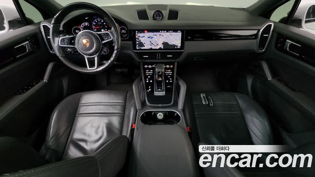 Porsche Cayenne 2020 — photo 10