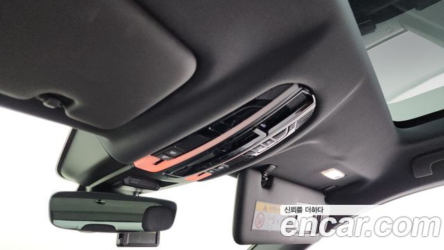 Porsche Cayenne 2020 — photo 26