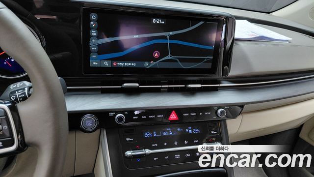 Kia Canival 2022 — photo 22