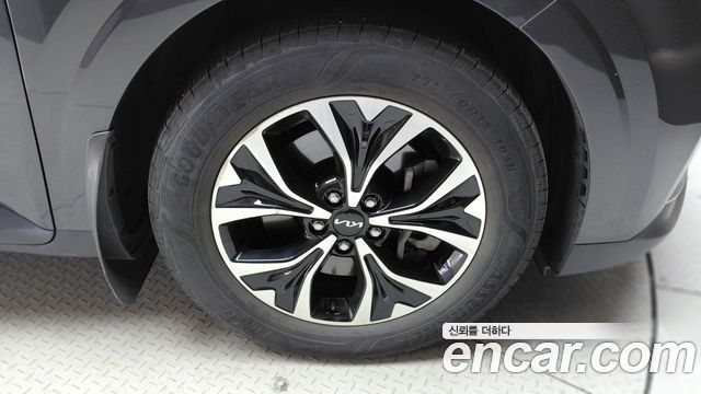 Kia Canival 2022 — photo 7