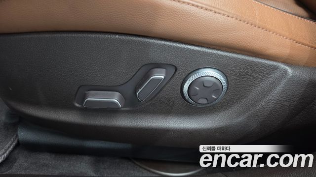 Genesis G80 2022 — photo 31