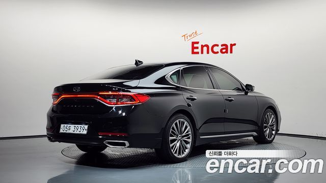 Hyundai Grandeur 2018 — photo 2
