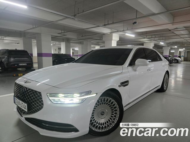 Genesis G90 2019 — photo 1