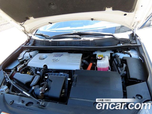 Lexus CT200h 2017 — photo 19