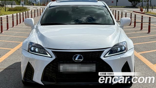 Lexus IS 2011 — photo 2