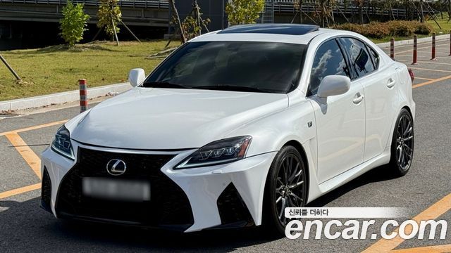 Lexus IS 2011 — photo 3