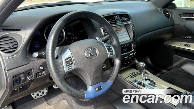 Lexus IS 2011 — photo 9
