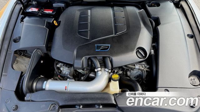 Lexus IS 2011 — photo 20