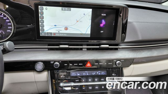 Kia Canival 2023 — photo 21