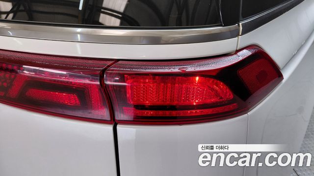 Kia Canival 2023 — photo 9