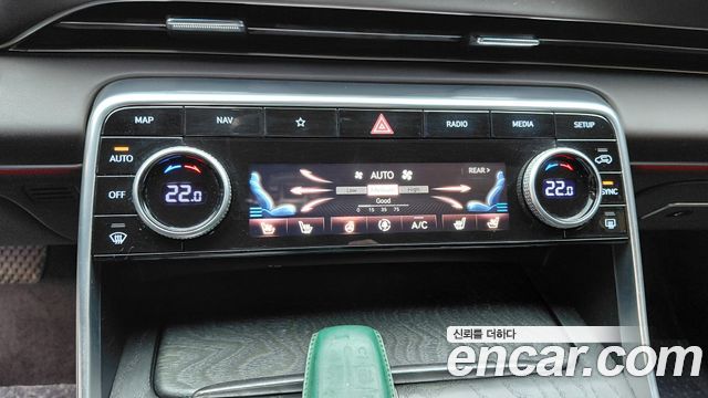 Genesis GV80 2022 — photo 23