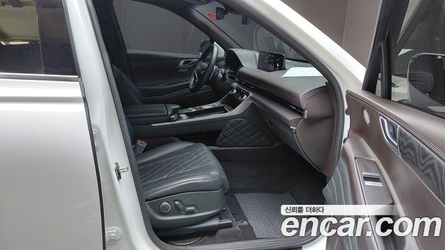 Genesis GV80 2022 — photo 16