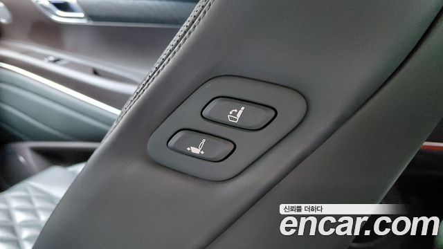 Genesis GV80 2022 — photo 29