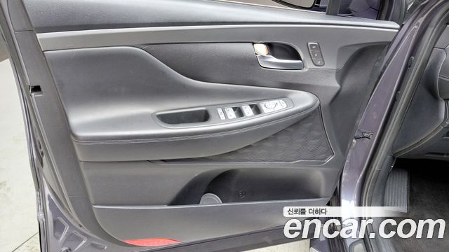 Hyundai Santafe 2021 — photo 14