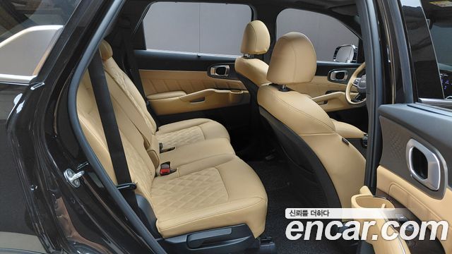 Kia Sorento 2023 — photo 17