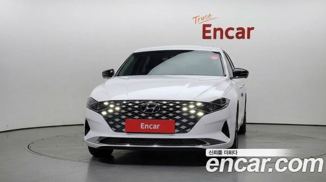 Hyundai Grandeur 2023 — photo 3