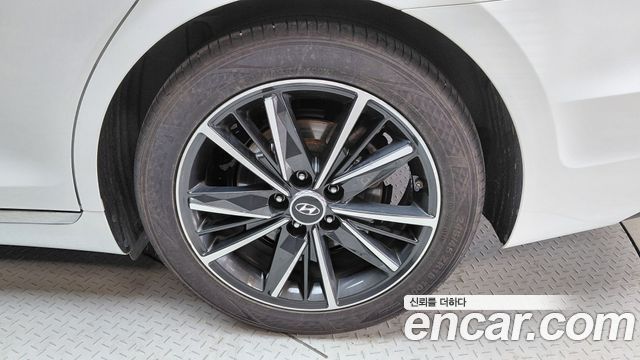 Hyundai Grandeur 2023 — photo 5