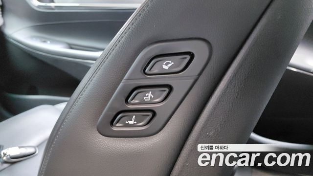 Hyundai Grandeur 2023 — photo 25