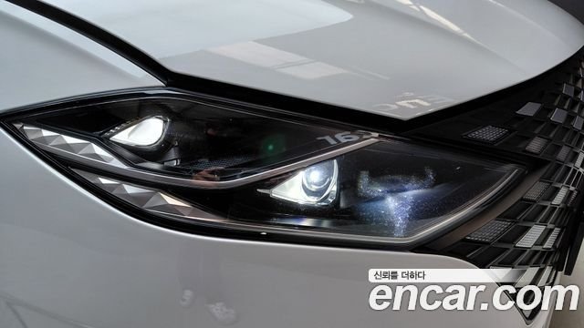 Hyundai Grandeur 2023 — photo 8
