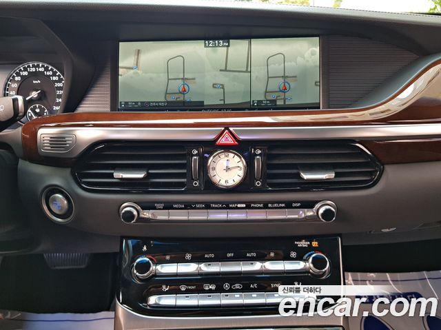 Genesis EQ900 2016 — photo 17
