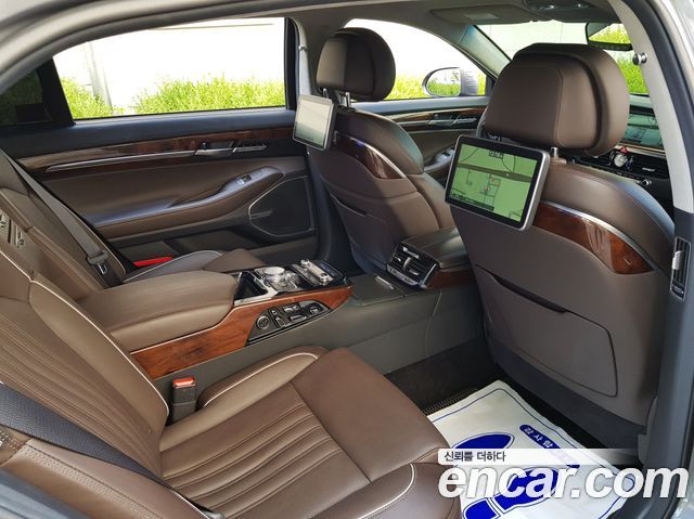 Genesis EQ900 2016 — photo 19