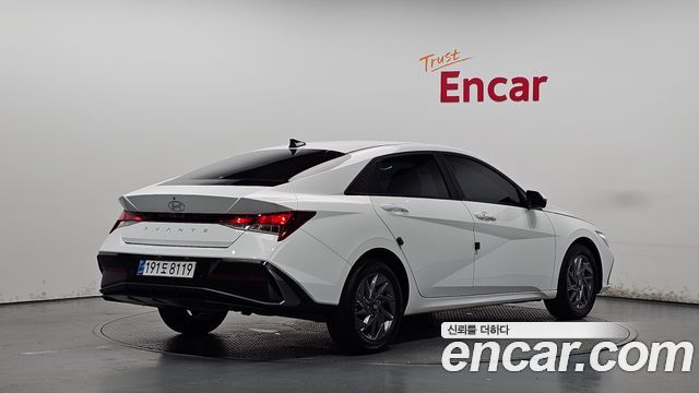 Hyundai AVANTE 2024 — photo 2