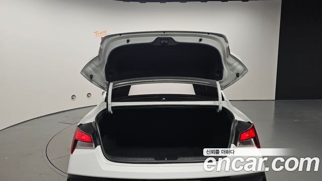 Hyundai AVANTE 2024 — photo 26