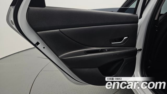Hyundai AVANTE 2024 — photo 15