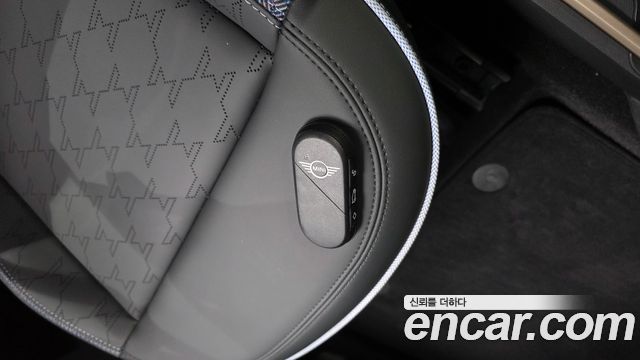 Mini Aceman 2025 — photo 36