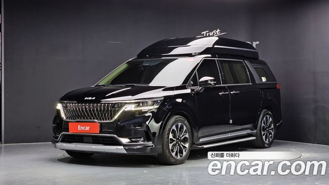 Kia Canival 2022 — photo 1