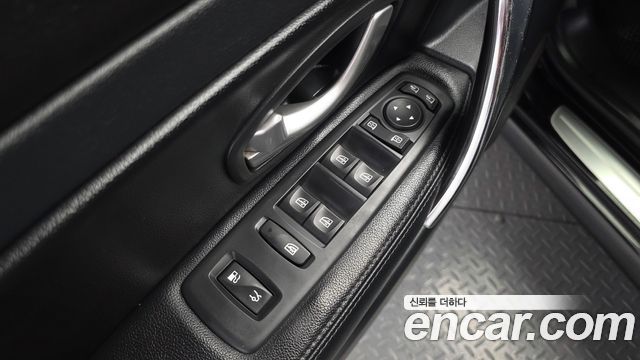 Renault Korea SM5  2013 — photo 32