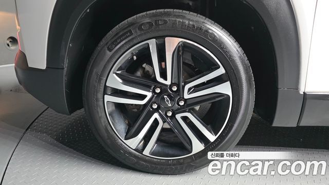 Chevrolet Korea Trailblazer 2022 — photo 5